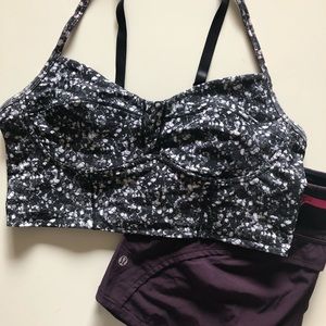 Lululemon Long cut sports bra size 6